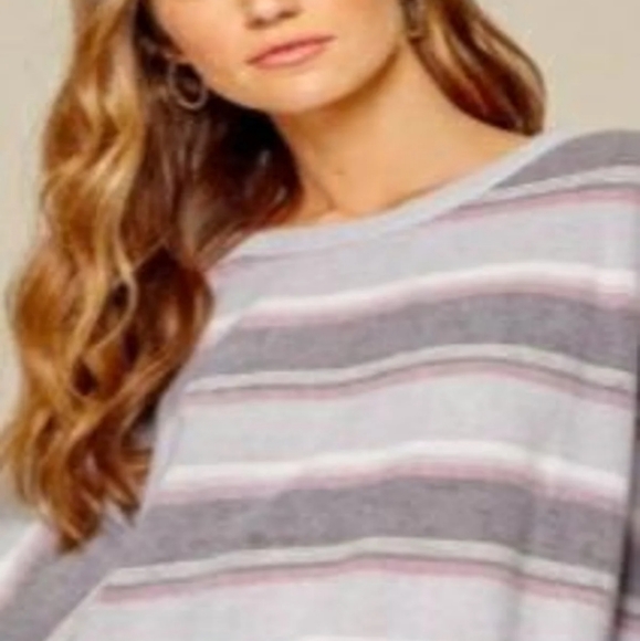 COPY - Andre by Unit dolman sleeve top - Picture 1 of 3